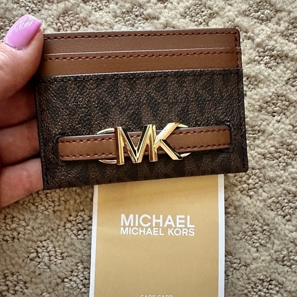 Michael Kors Accessories - New Michael Kors Cardholder case